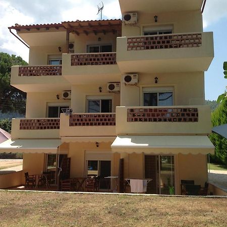 Elena Apartments Nikiti  Esterno foto